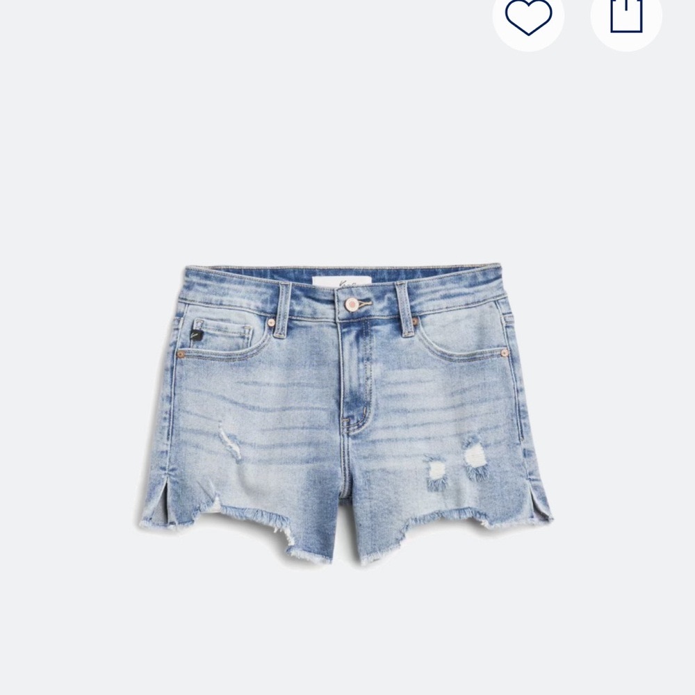 KanCan Midrise Distressed Denim shorts, waist 27